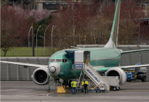 俄反制导致波音停产?专家:至少三分之一波音飞机需由俄罗斯出口钛组装